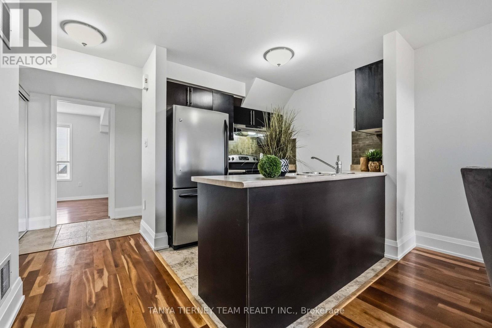 3 - 48 Petra Way, Whitby, Ontario  L1R 0A4 - Photo 25 - E12911018