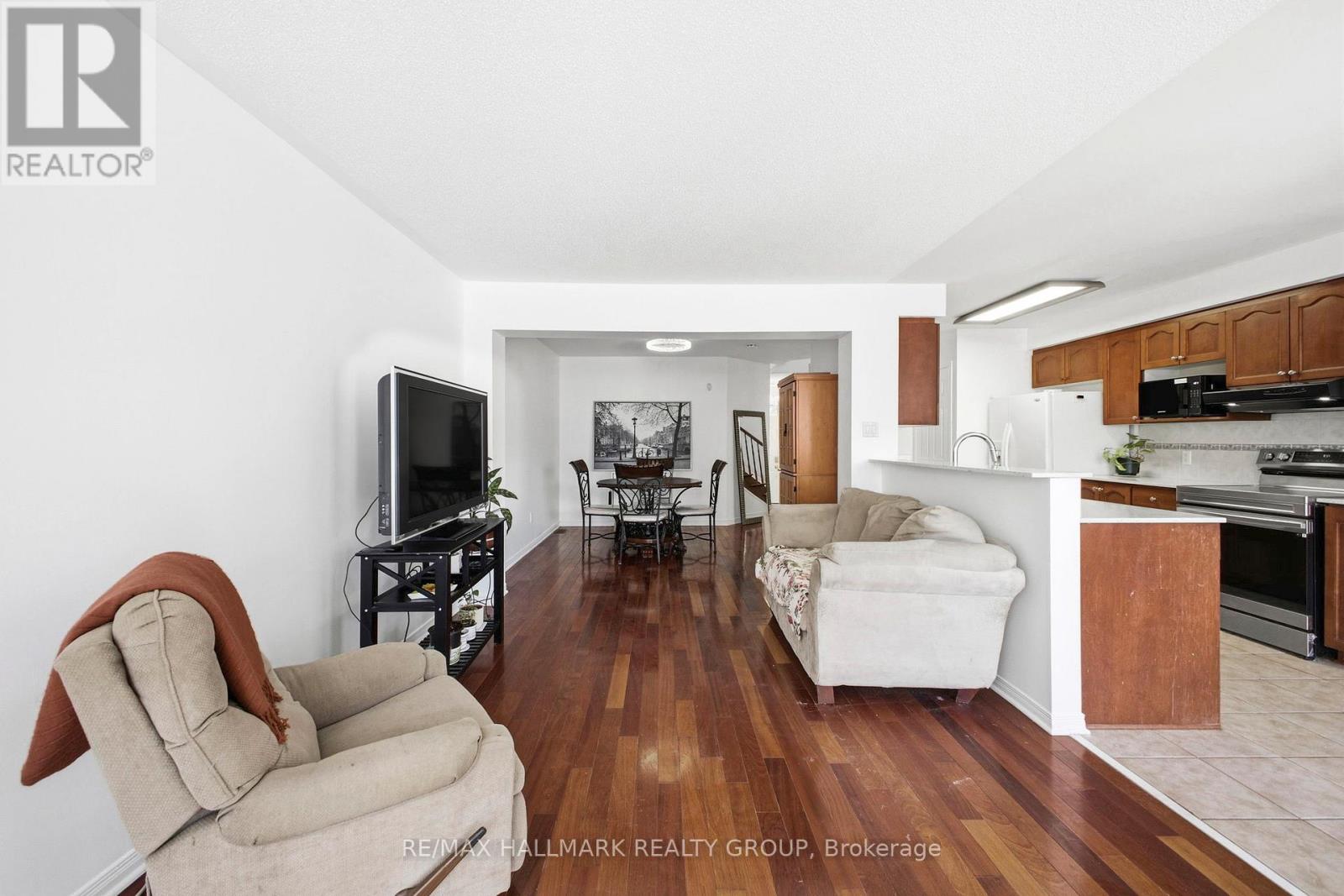 759 Everton Way, Ottawa, Ontario  K1V 1Y7 - Photo 11 - X12911048