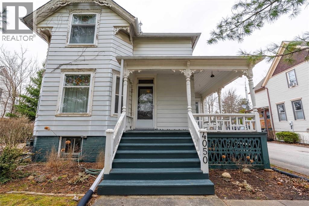 4050 Petrolia Line, Petrolia, Ontario  N0N 1R0 - Photo 2 - 26005239