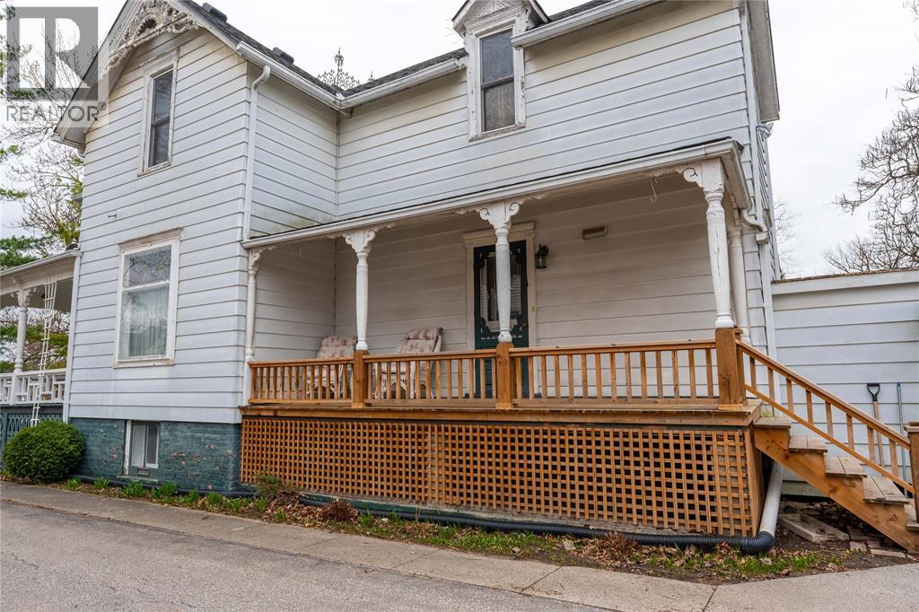 4050 Petrolia Line, Petrolia, Ontario  N0N 1R0 - Photo 4 - 26005239