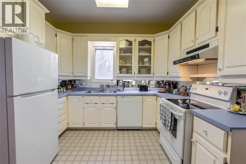 4050 Petrolia Line, Petrolia, Ontario  N0N 1R0 - Photo 8 - 26005239