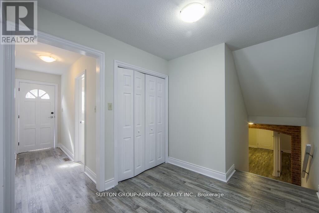 (Back) - 7887 Dufferin Street, Vaughan, Ontario  L4J 3M5 - Photo 10 - N12910968