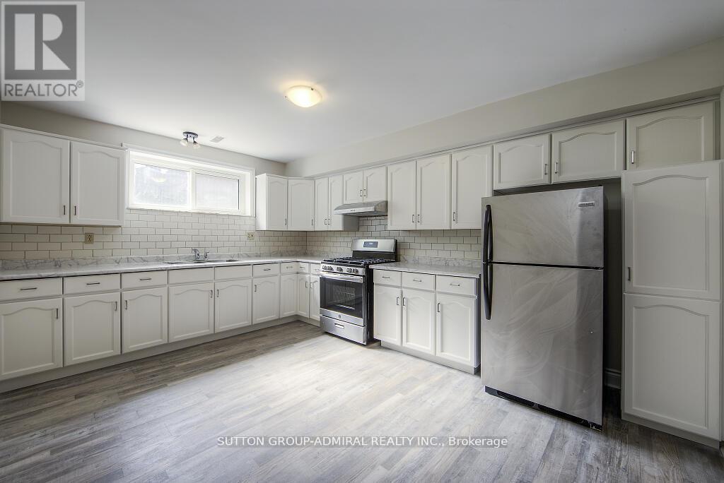 (Back) - 7887 Dufferin Street, Vaughan, Ontario  L4J 3M5 - Photo 12 - N12910968