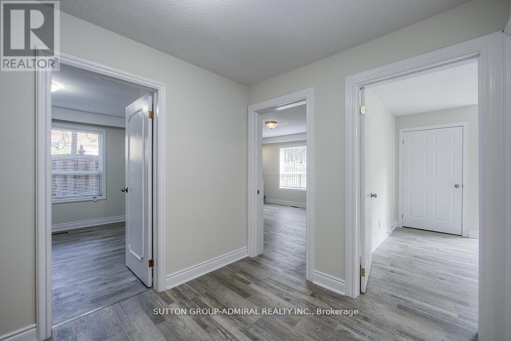 (Back) - 7887 Dufferin Street, Vaughan, Ontario  L4J 3M5 - Photo 6 - N12910968