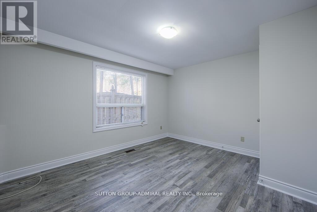 (Back) - 7887 Dufferin Street, Vaughan, Ontario  L4J 3M5 - Photo 9 - N12910968