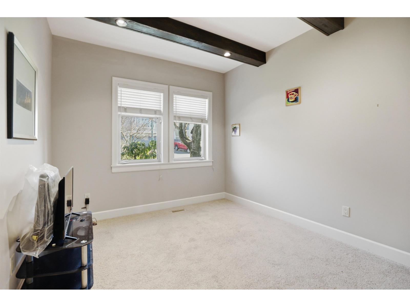 3493 Applewood Drive, Abbotsford, British Columbia  V3G 3G3 - Photo 3 - R3091631