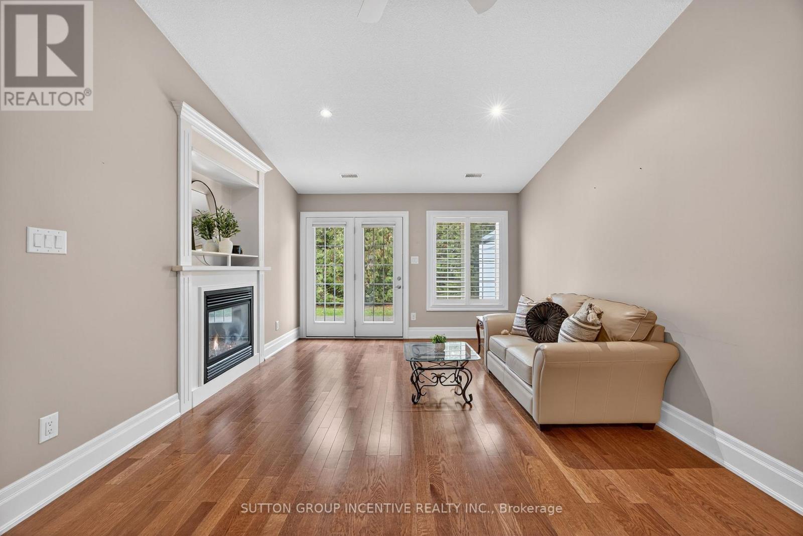 53 Clover Crescent, Wasaga Beach, Ontario  L9Z 0A4 - Photo 20 - S12911186