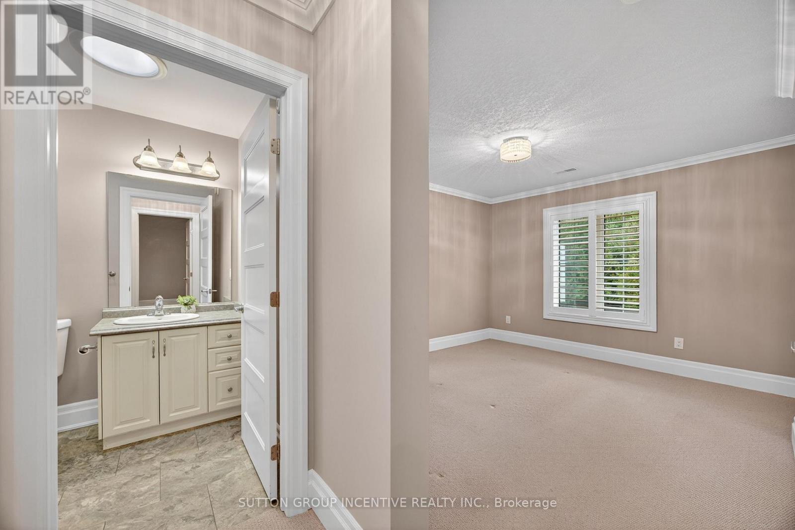 53 Clover Crescent, Wasaga Beach, Ontario  L9Z 0A4 - Photo 25 - S12911186