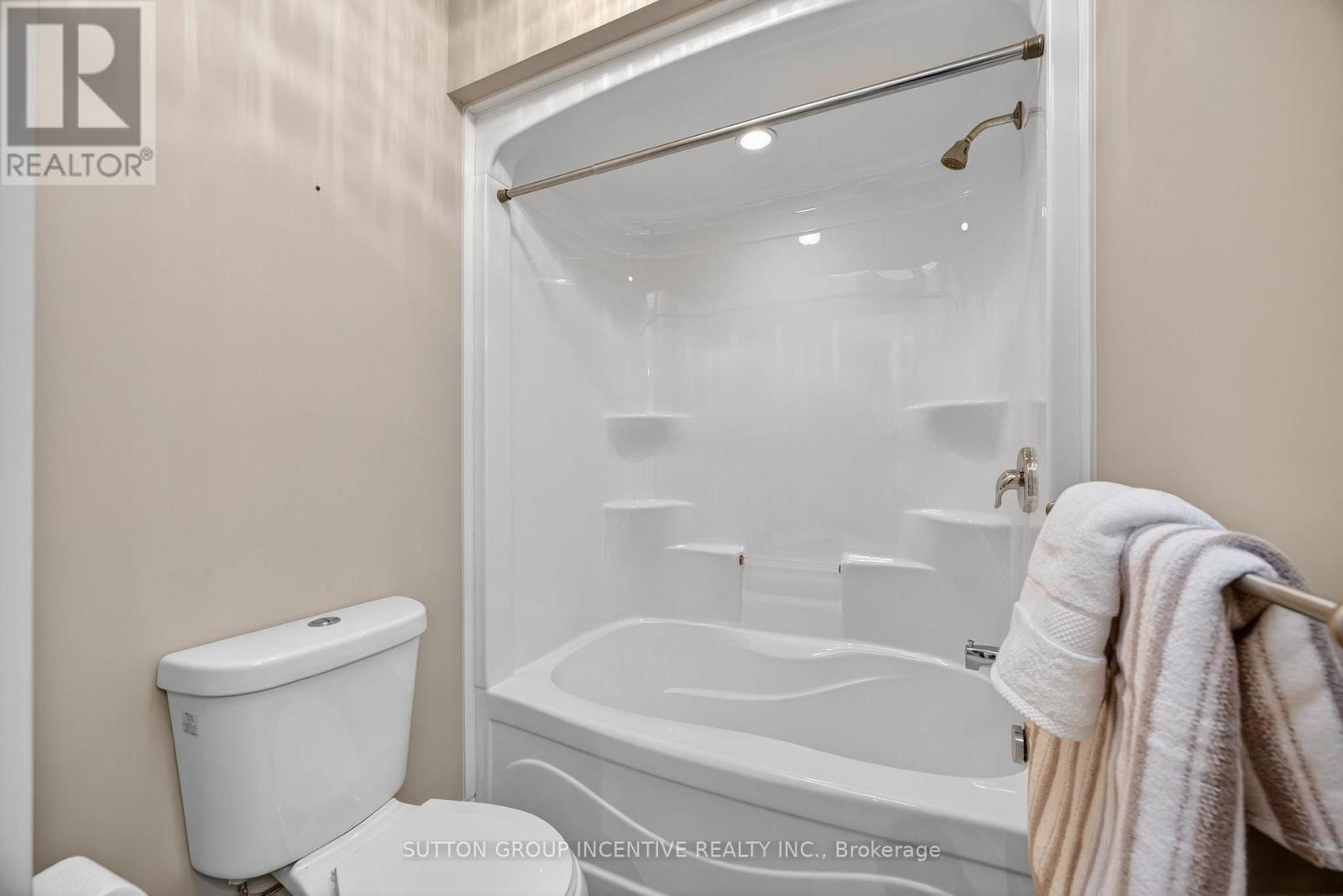 53 Clover Crescent, Wasaga Beach, Ontario  L9Z 0A4 - Photo 31 - S12911186