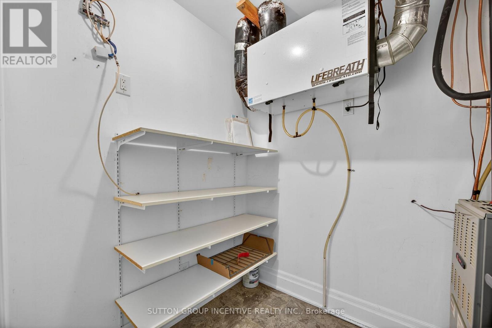 53 Clover Crescent, Wasaga Beach, Ontario  L9Z 0A4 - Photo 33 - S12911186