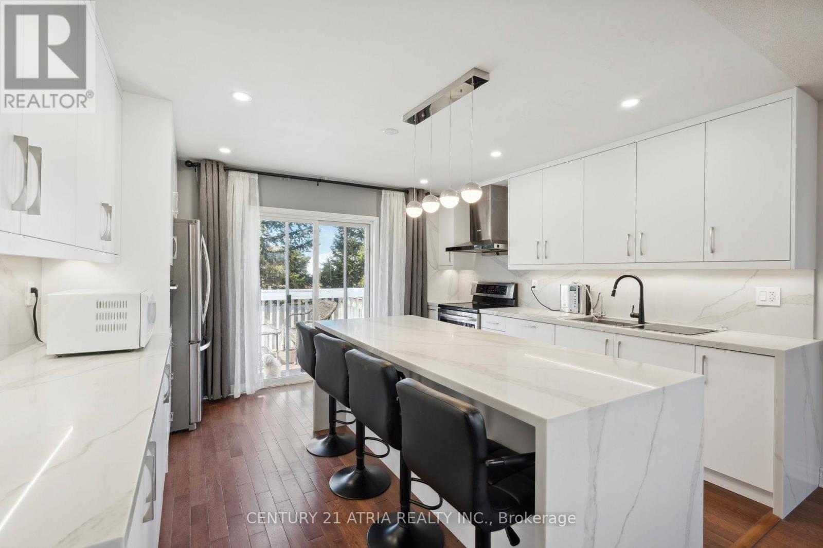 28 Cassandra Drive, Barrie (East Bayfield), Ontario  L4M 6W4 - Photo 13 - S12911210