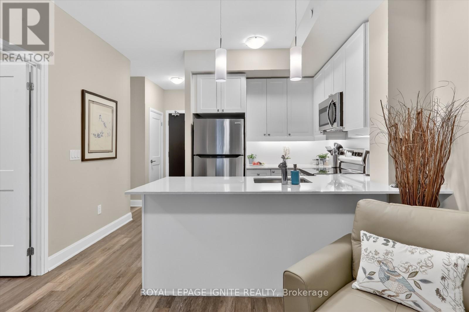 323 - 50 Lakebreeze Drive, Clarington, Ontario  L1B 0V9 - Photo 11 - E12906206