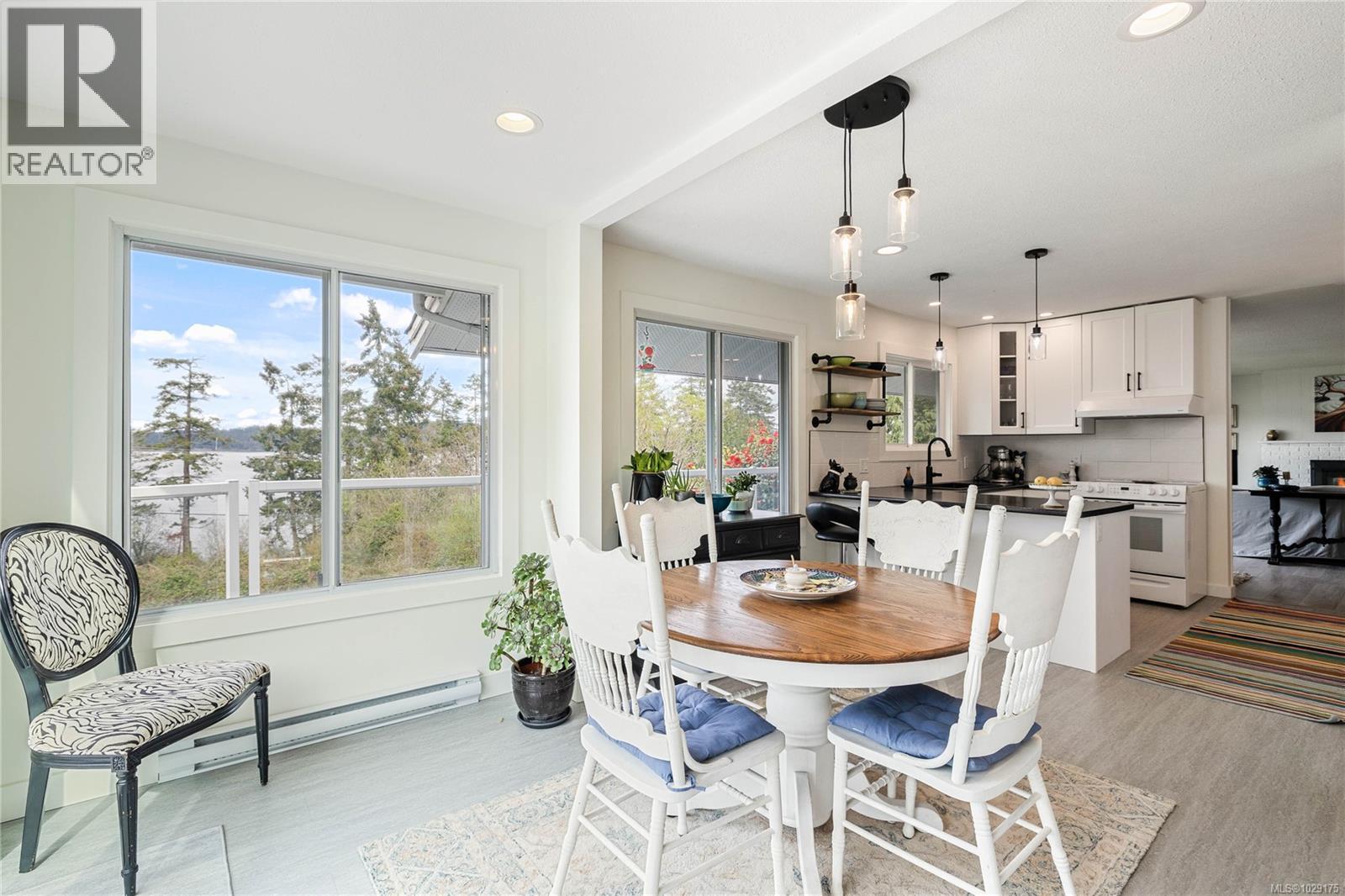 321 Maliview Dr, Salt Spring, British Columbia  V8K 2P7 - Photo 12 - 1029175