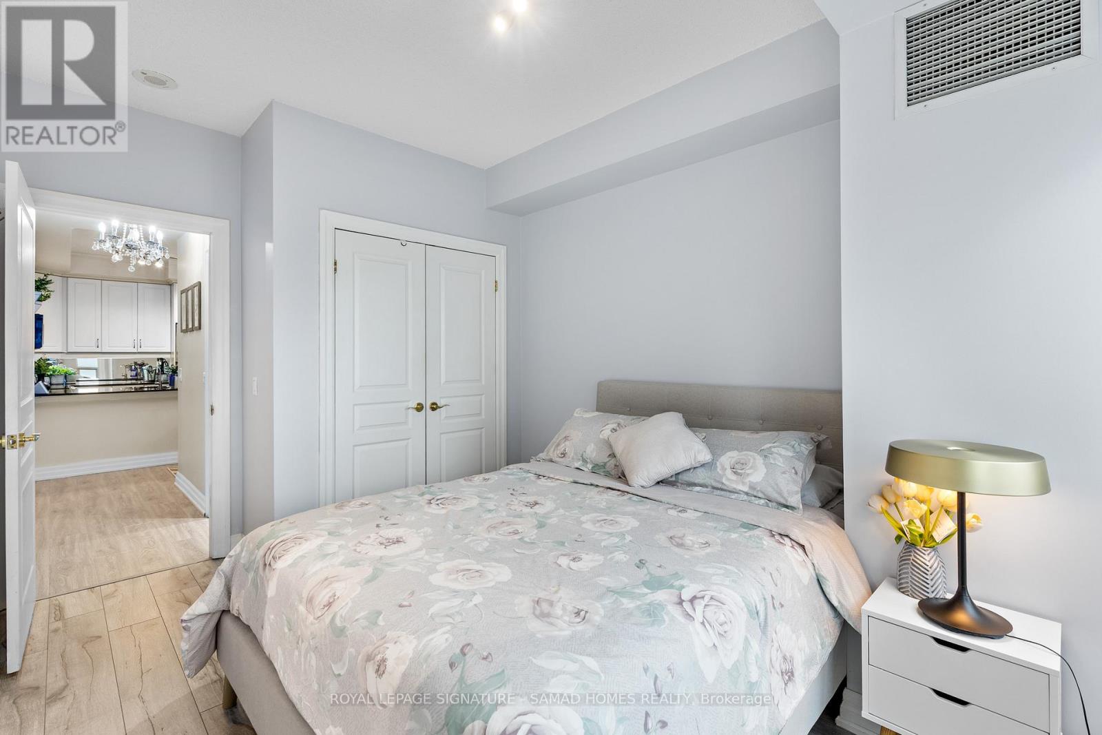 1004 - 2087 Lake Shore Boulevard W, Toronto, Ontario  M8V 4G3 - Photo 16 - W12908824