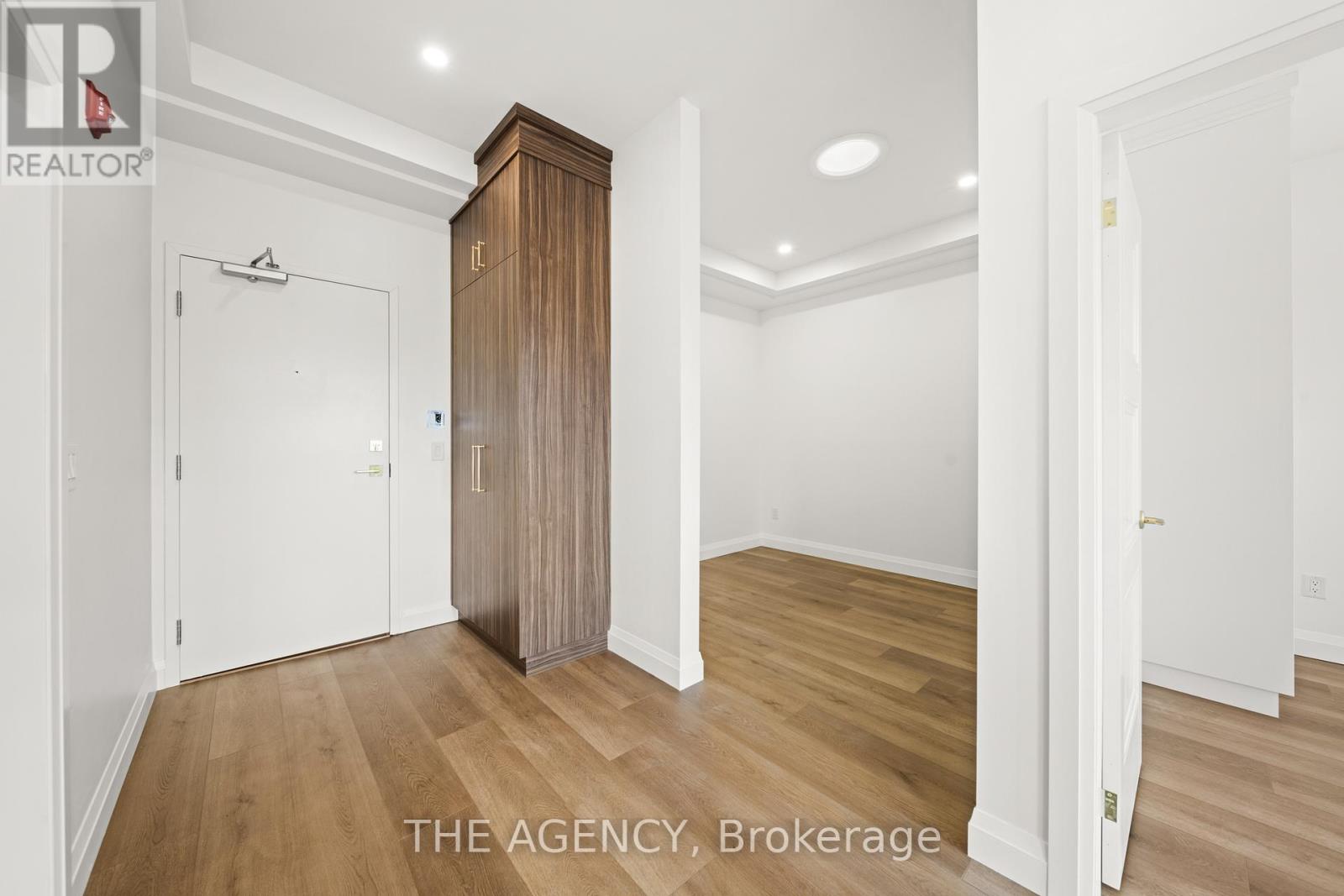 3 - 153 Main Street E, Milton, Ontario  L9T 1N7 - Photo 2 - W12911028