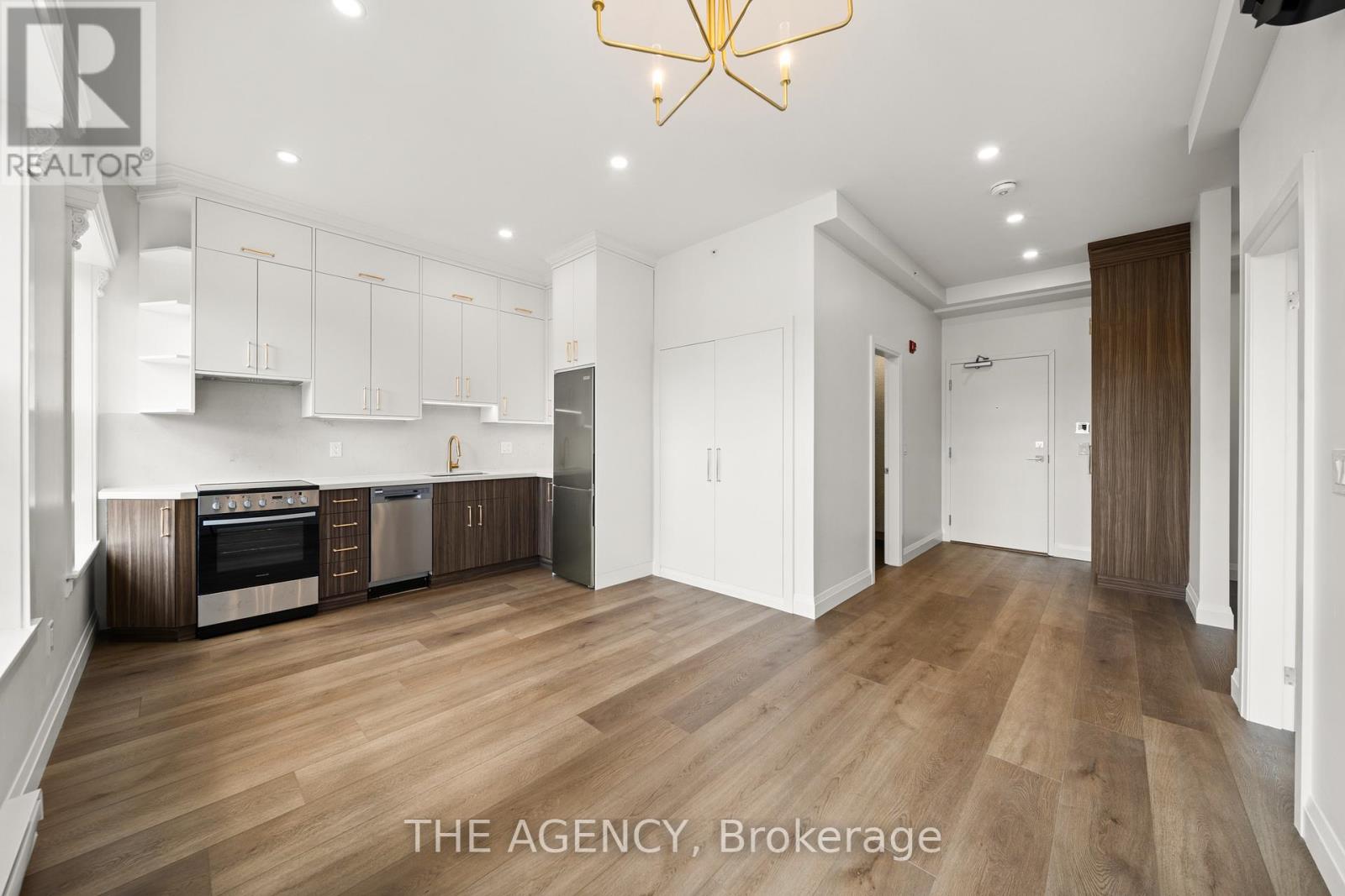 3 - 153 Main Street E, Milton, Ontario  L9T 1N7 - Photo 6 - W12911028