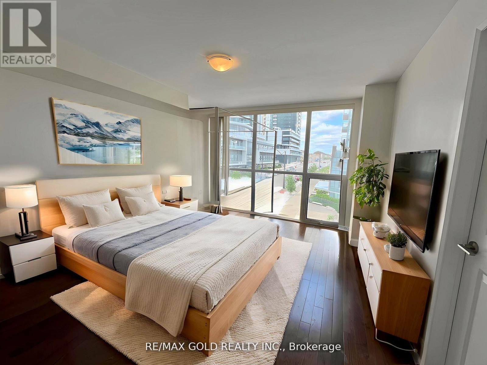 5030 Four Springs Avenue, Mississauga, Ontario  L5R 0E9 - Photo 17 - W12911030