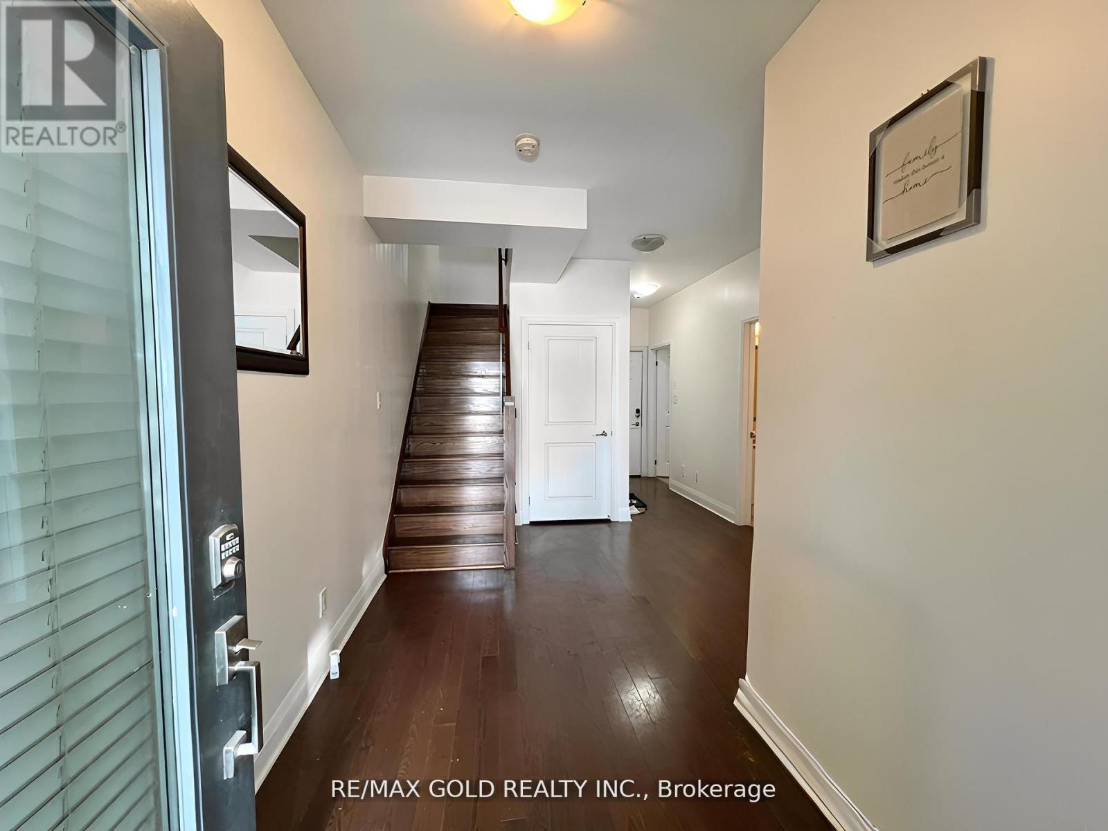 5030 Four Springs Avenue, Mississauga, Ontario  L5R 0E9 - Photo 2 - W12911030