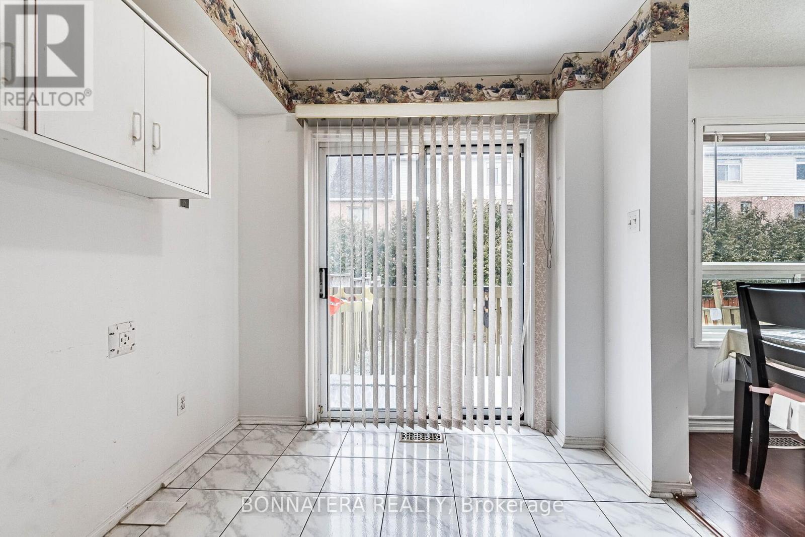 5359 Bullrush Drive, Mississauga, Ontario  L5V 2C1 - Photo 18 - W12911050