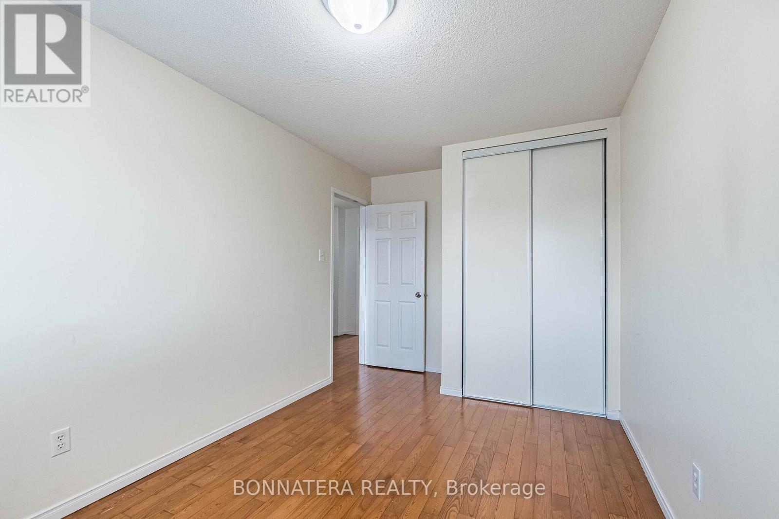 5359 Bullrush Drive, Mississauga, Ontario  L5V 2C1 - Photo 35 - W12911050