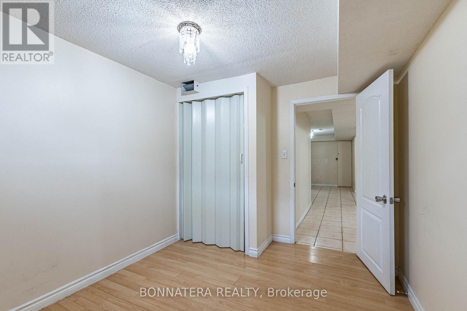 5359 Bullrush Drive, Mississauga, Ontario  L5V 2C1 - Photo 48 - W12911050