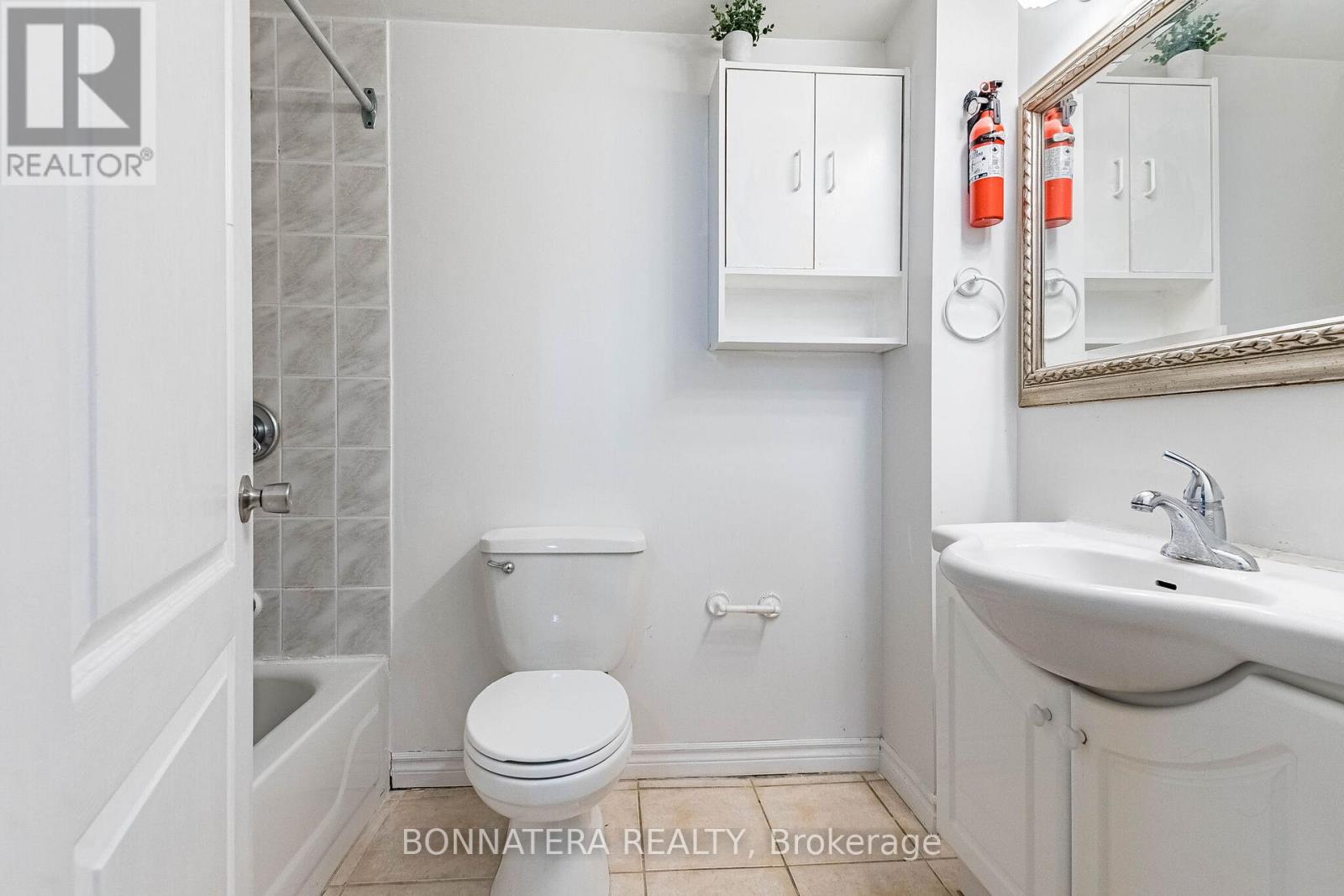 5359 Bullrush Drive, Mississauga, Ontario  L5V 2C1 - Photo 49 - W12911050