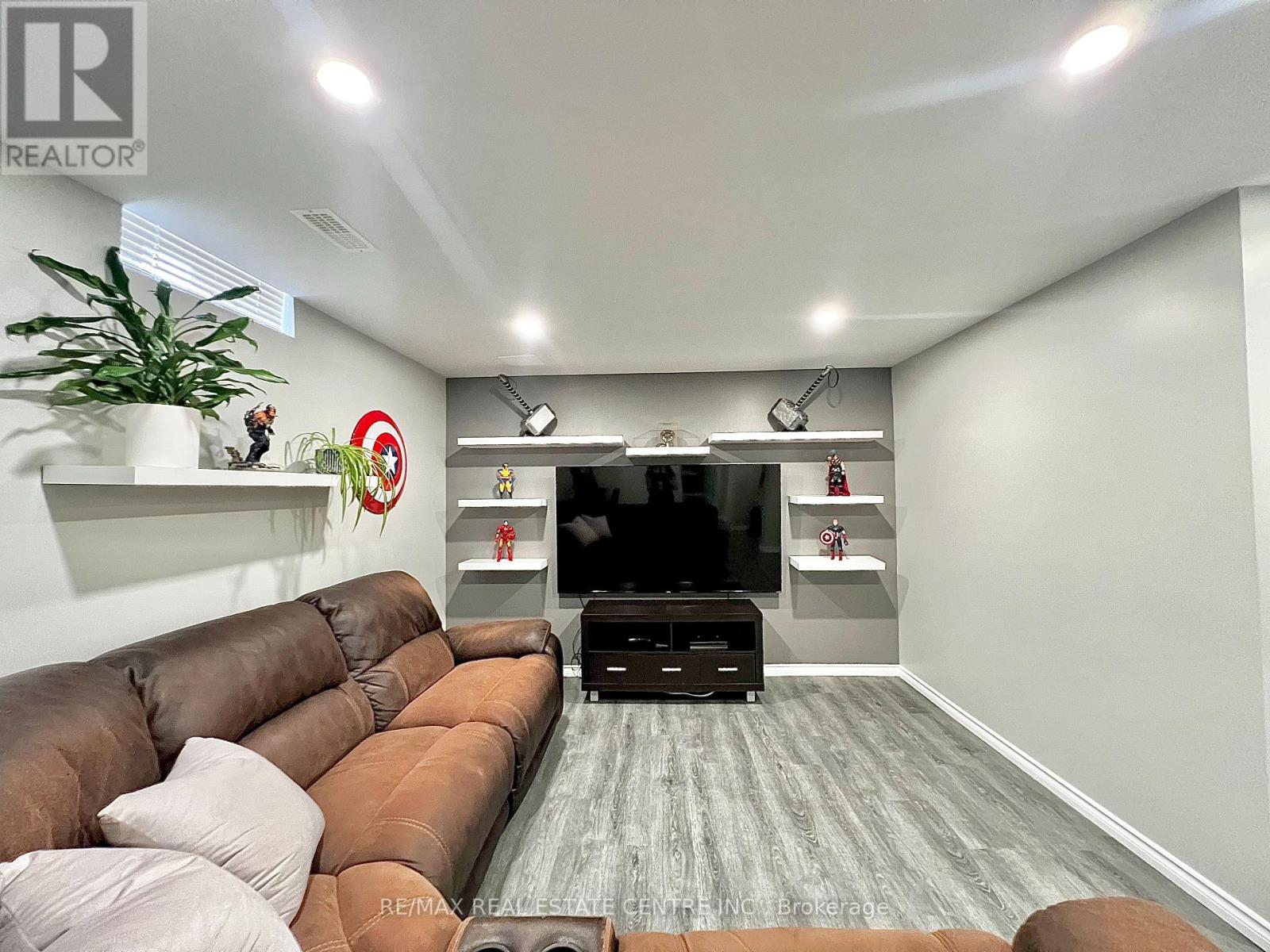 36 Paula Court, Orangeville, Ontario  L9W 5V1 - Photo 38 - W12911072