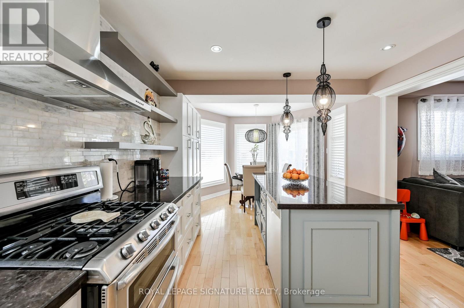 6164 Edenwood Drive, Mississauga, Ontario  L5N 2Y8 - Photo 16 - W12911134