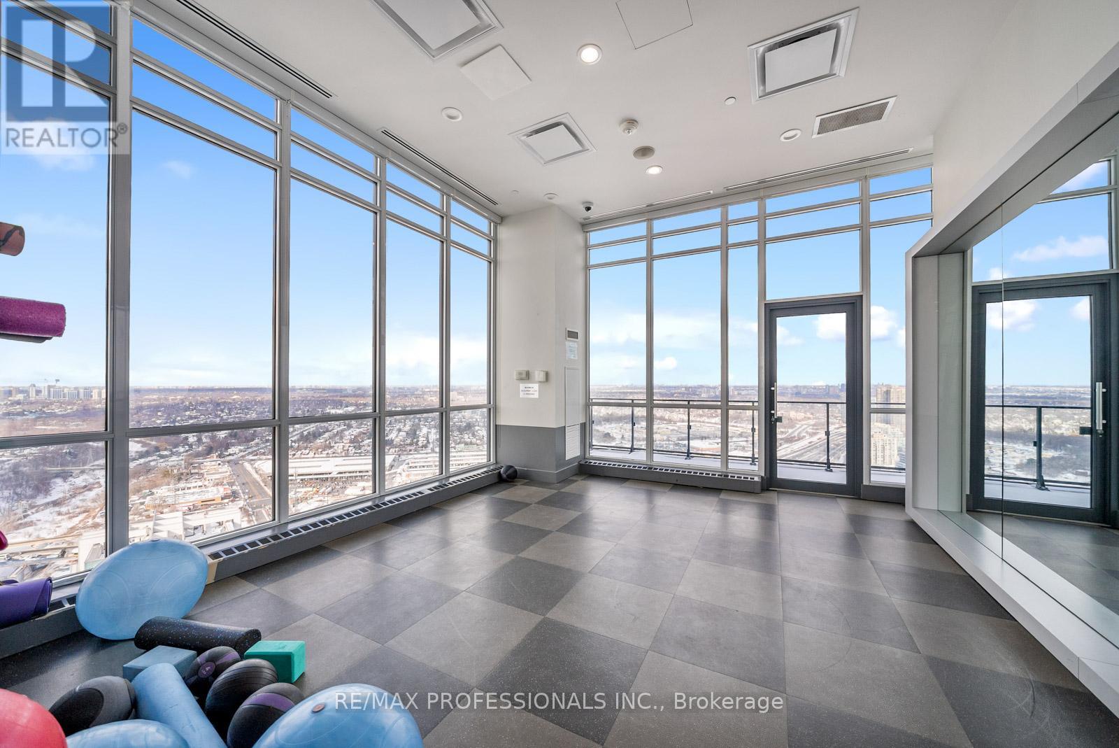 1705 - 10 Park Lawn Road, Toronto, Ontario  M8Y 3H8 - Photo 21 - W12911148