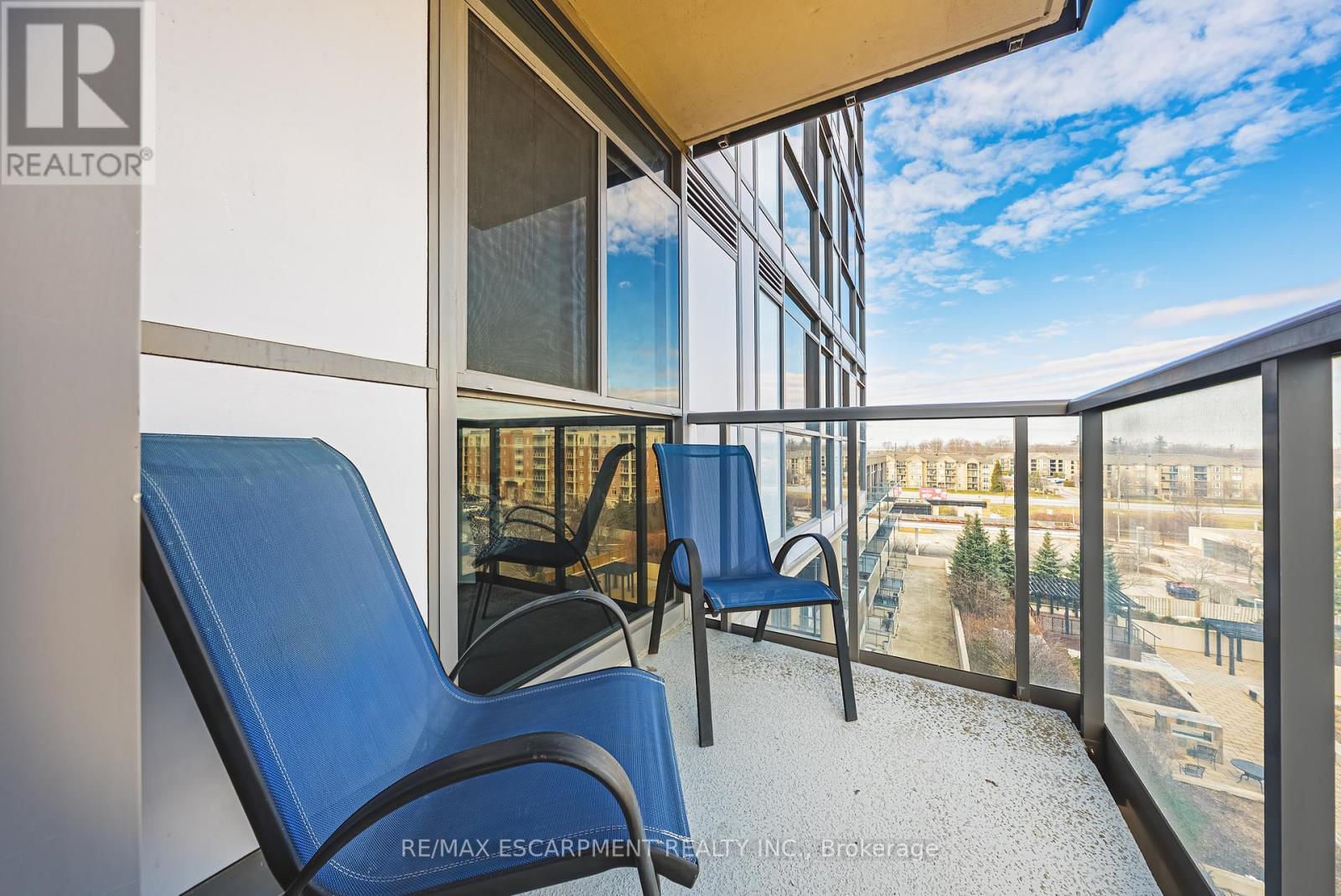 610 - 1940 Ironstone Drive, Burlington, Ontario  L7L 0E4 - Photo 17 - W12911154