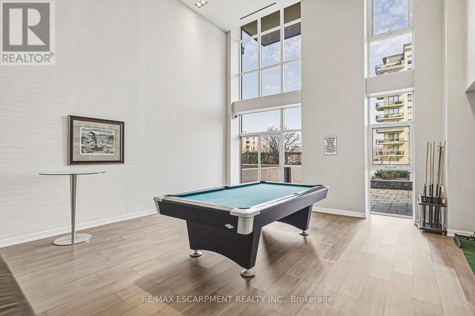 610 - 1940 Ironstone Drive, Burlington, Ontario  L7L 0E4 - Photo 23 - W12911154