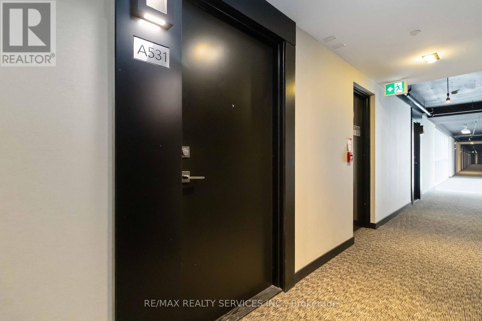 A531 - 5230 Dundas Street, Burlington, Ontario  L7L 0J5 - Photo 4 - W12911160