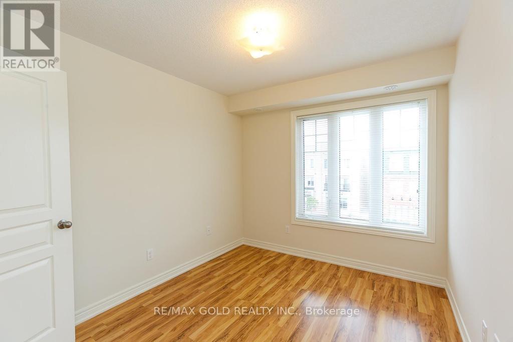 137 Inspire Boulevard, Brampton, Ontario  L6R 0B3 - Photo 10 - W12911174