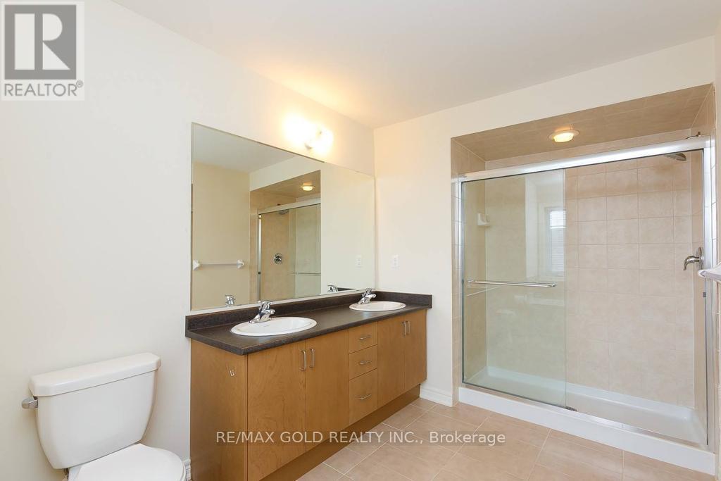 137 Inspire Boulevard, Brampton, Ontario  L6R 0B3 - Photo 12 - W12911174