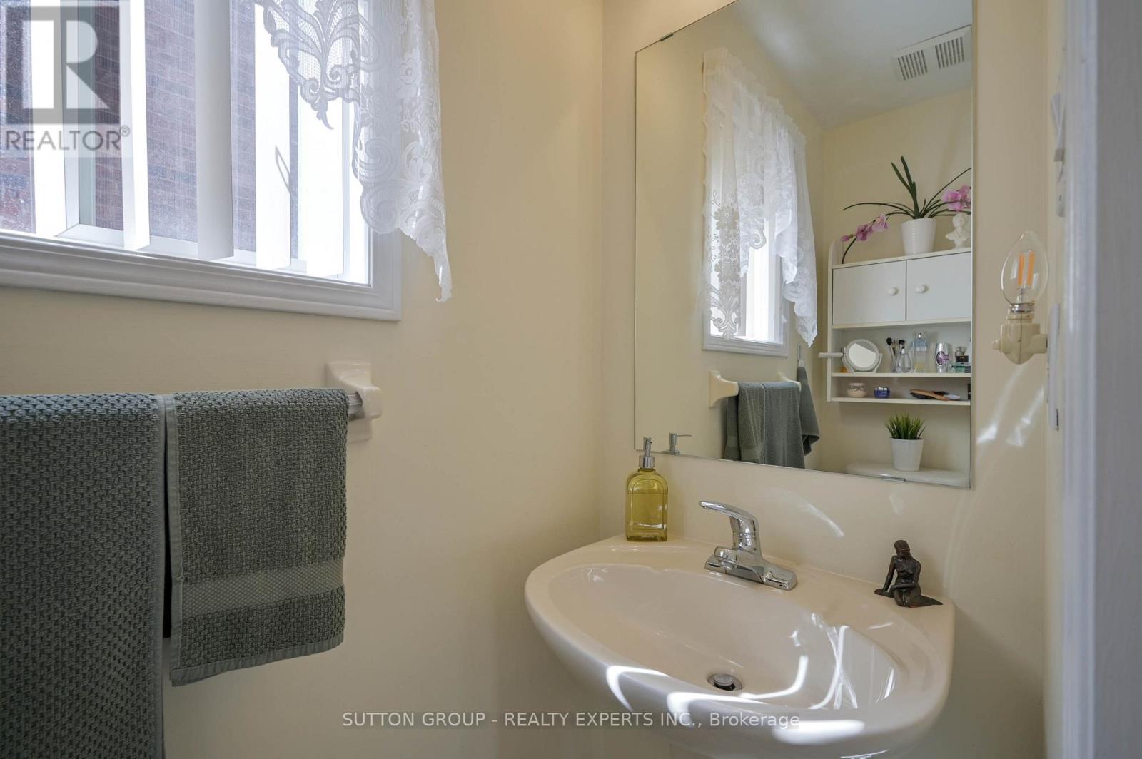 3077 Caulfield Crescent, Mississauga, Ontario  L5M 6J7 - Photo 15 - W12911188