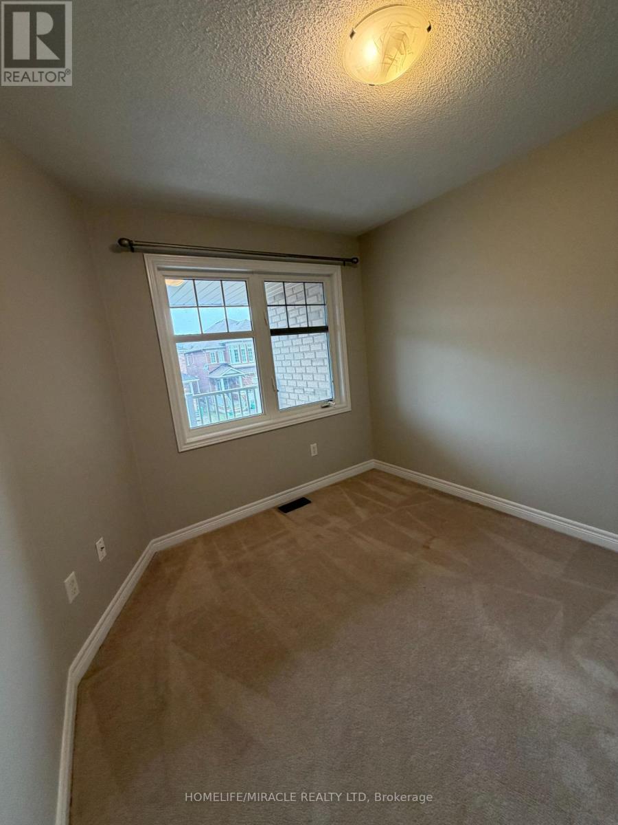 3082 Doyle Street, Mississauga, Ontario  L5M 0N1 - Photo 13 - W12911206