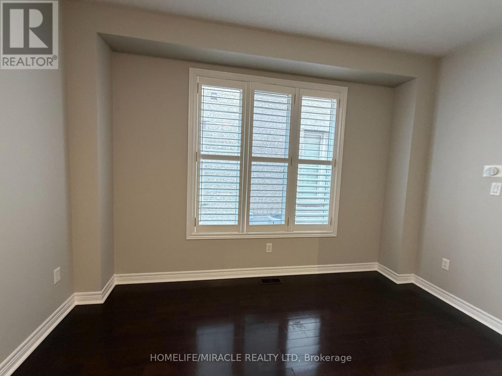 3082 Doyle Street, Mississauga, Ontario  L5M 0N1 - Photo 6 - W12911206