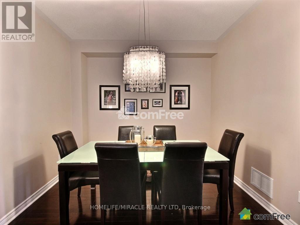 3082 Doyle Street, Mississauga, Ontario  L5M 0N1 - Photo 7 - W12911206