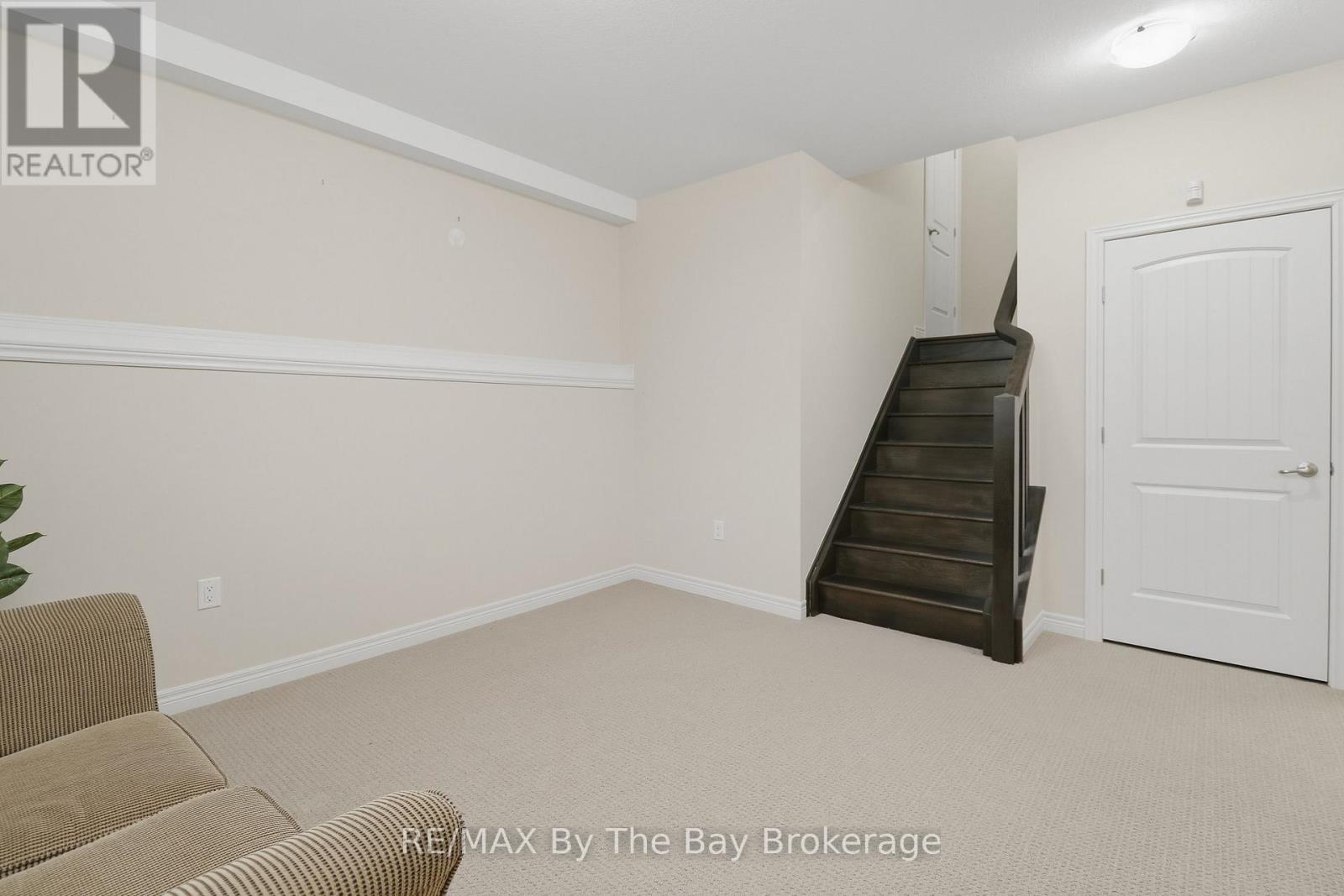 126 Delphi Lane, Blue Mountains, Ontario  N0H 1J0 - Photo 36 - X12907654