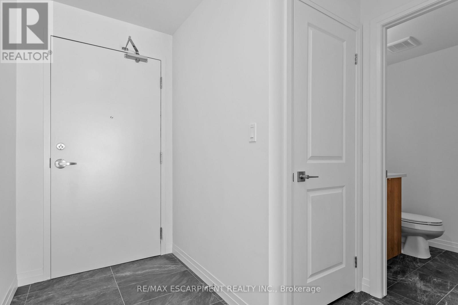 504 - 5 Hamilton Street, Hamilton, Ontario  L8B 2A4 - Photo 4 - X12910978