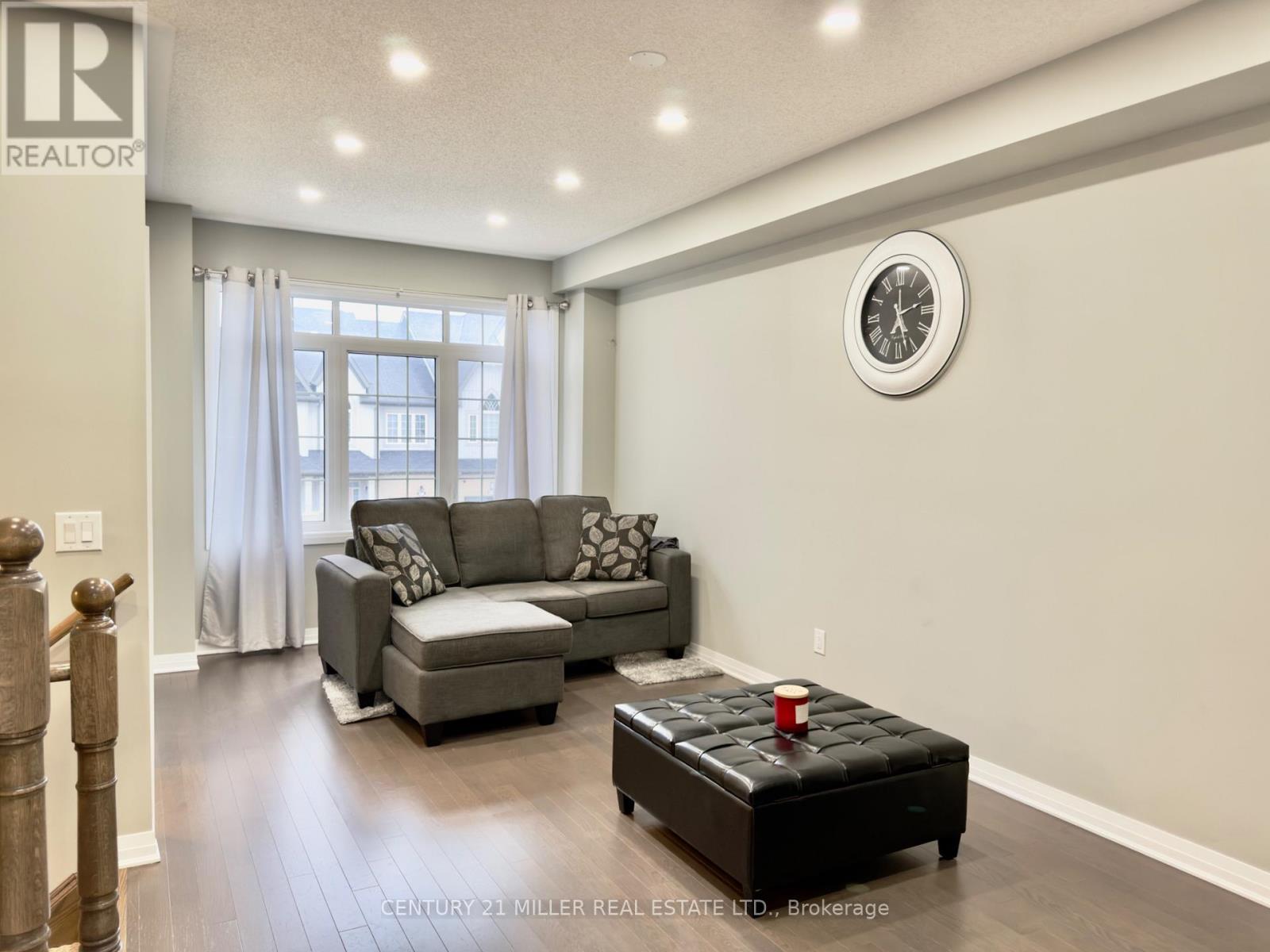 4074 Canby Street, Lincoln, Ontario  L3J 0R6 - Photo 4 - X12910988