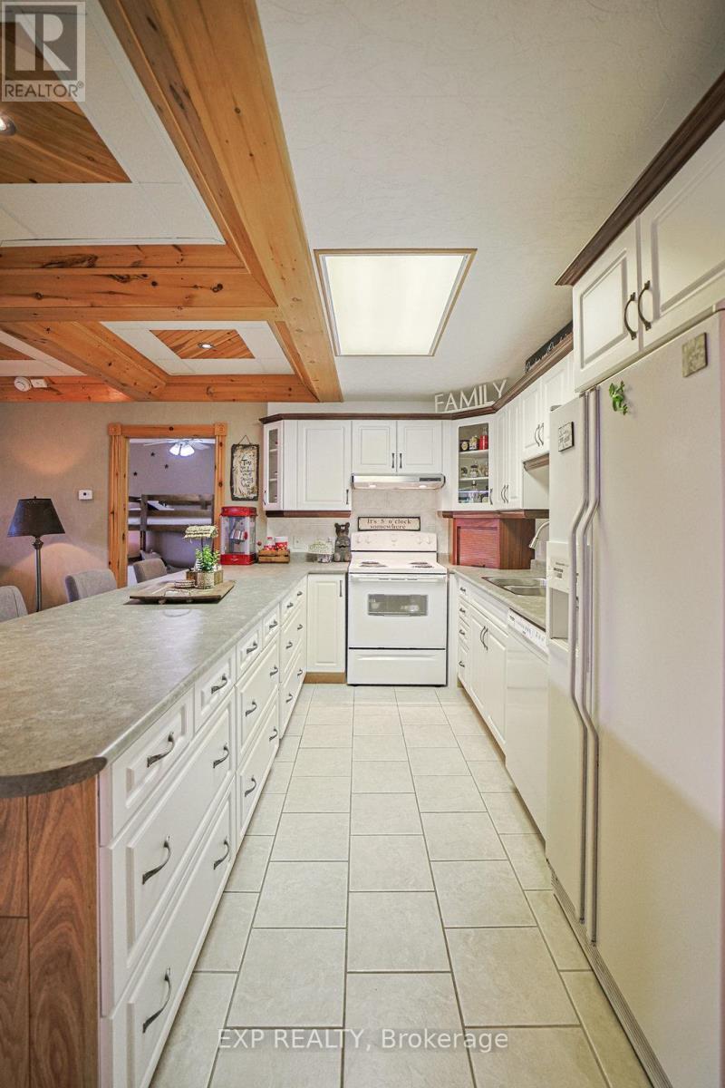 27 Sylvan Drive, North Kawartha, Ontario  K0L 1A0 - Photo 27 - X12911020