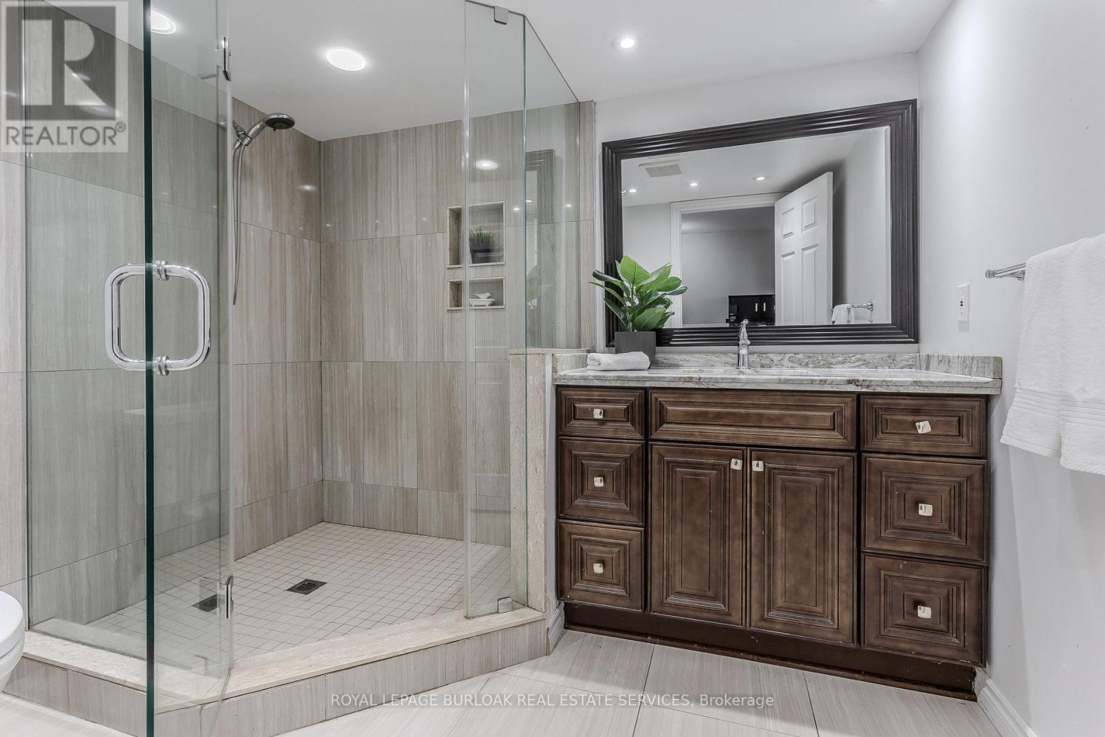 4375 Hall Road, Hamilton, Ontario  L0R 1C0 - Photo 24 - X12911052