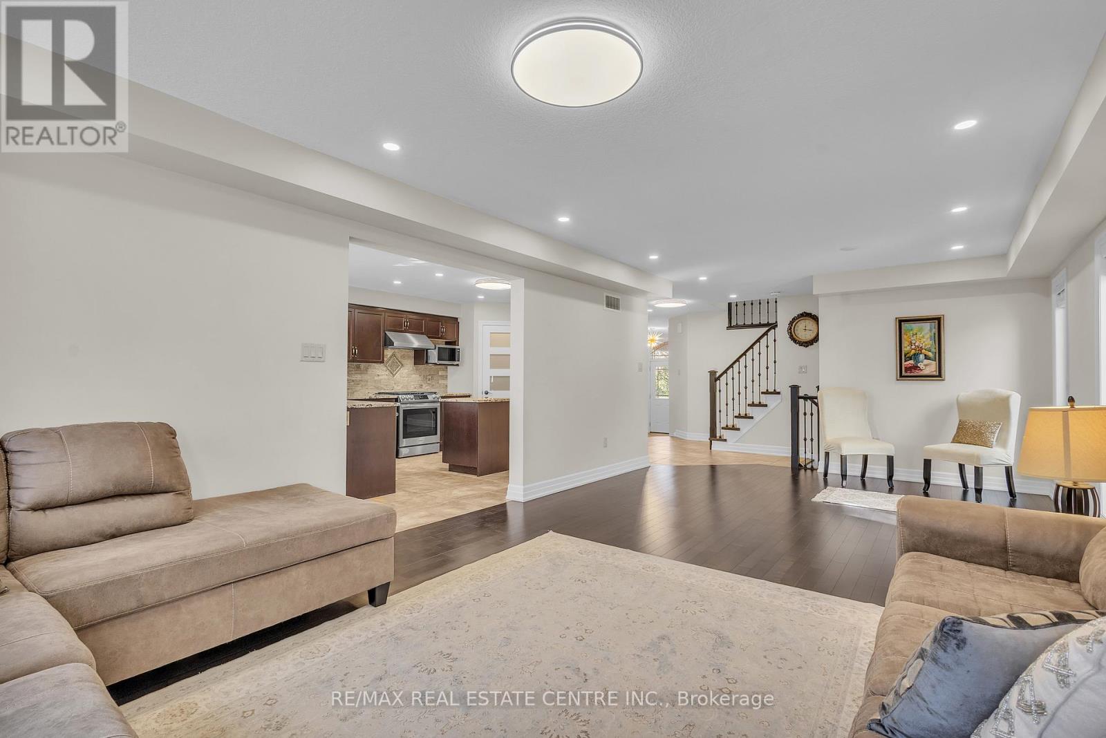 237 Goodwin Drive, Guelph, Ontario  N1L 0K1 - Photo 8 - X12911068