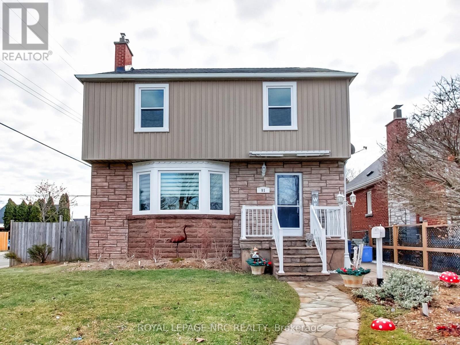 91 WEIR STREET S, Hamilton, Ontario