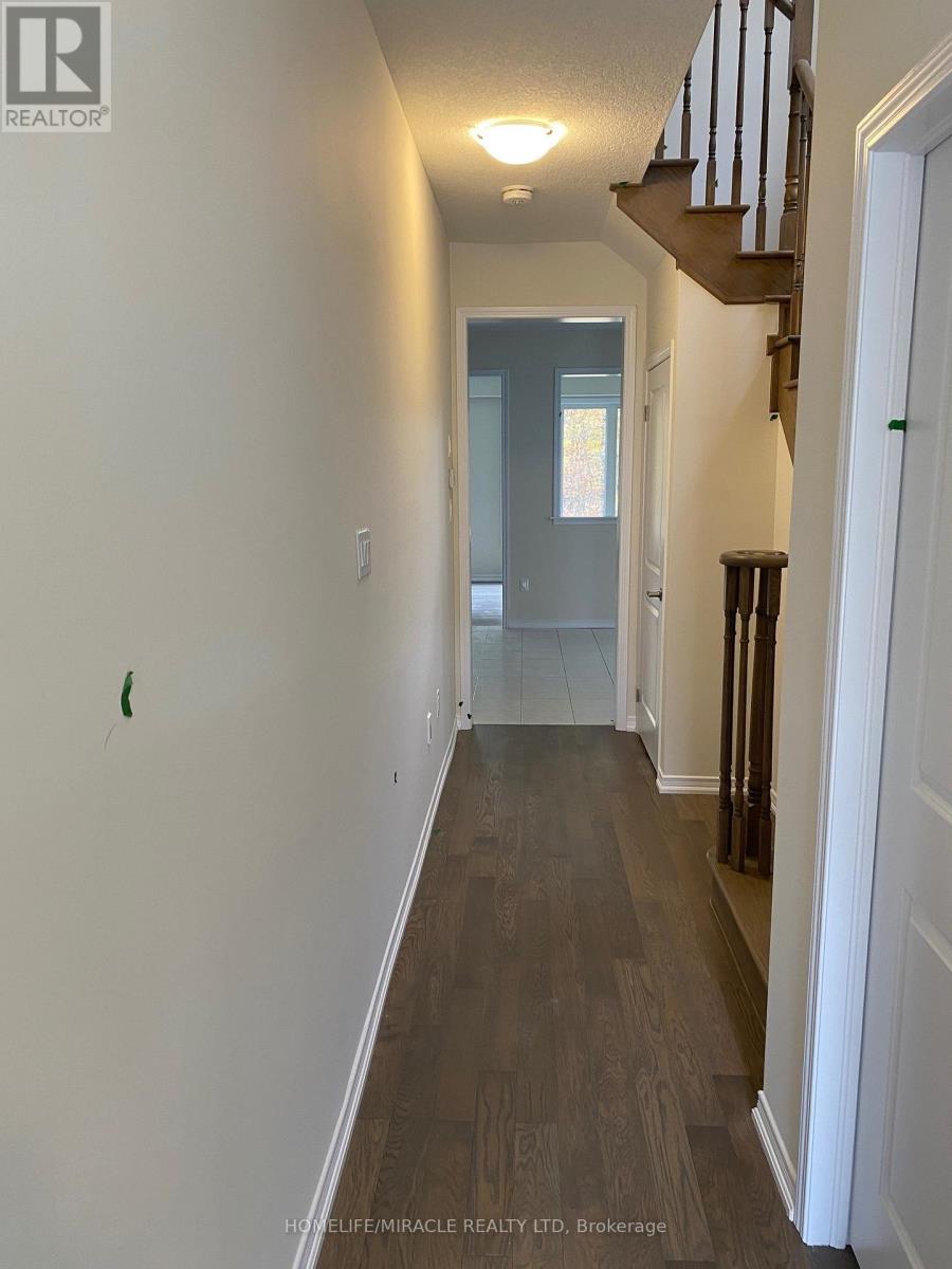 8731 Chickory Trail N, Niagara Falls (Brown), Ontario  L2H 2Y6 - Photo 2 - X12911150