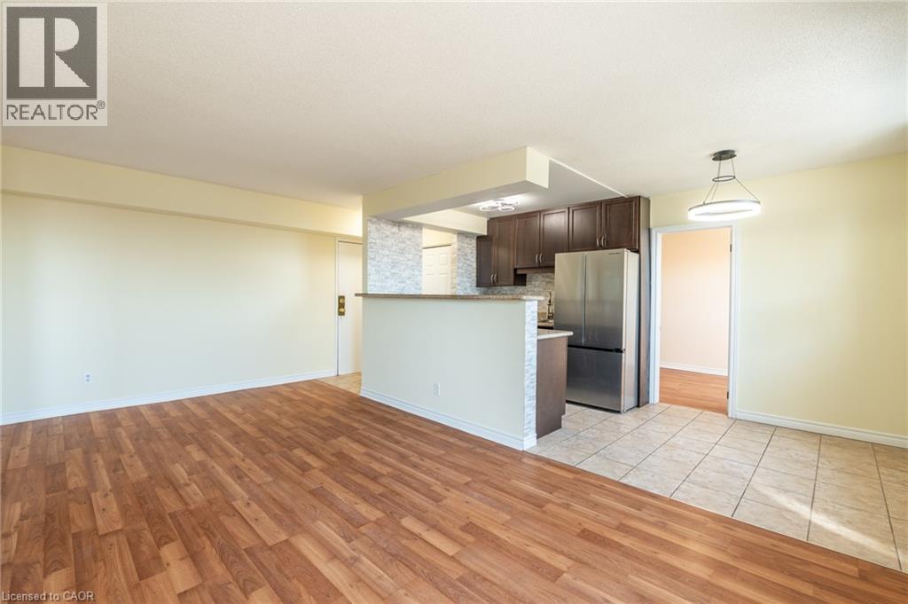851 Queenston Road Unit# 803, Hamilton, Ontario  L8G 1B4 - Photo 3 - 40802913