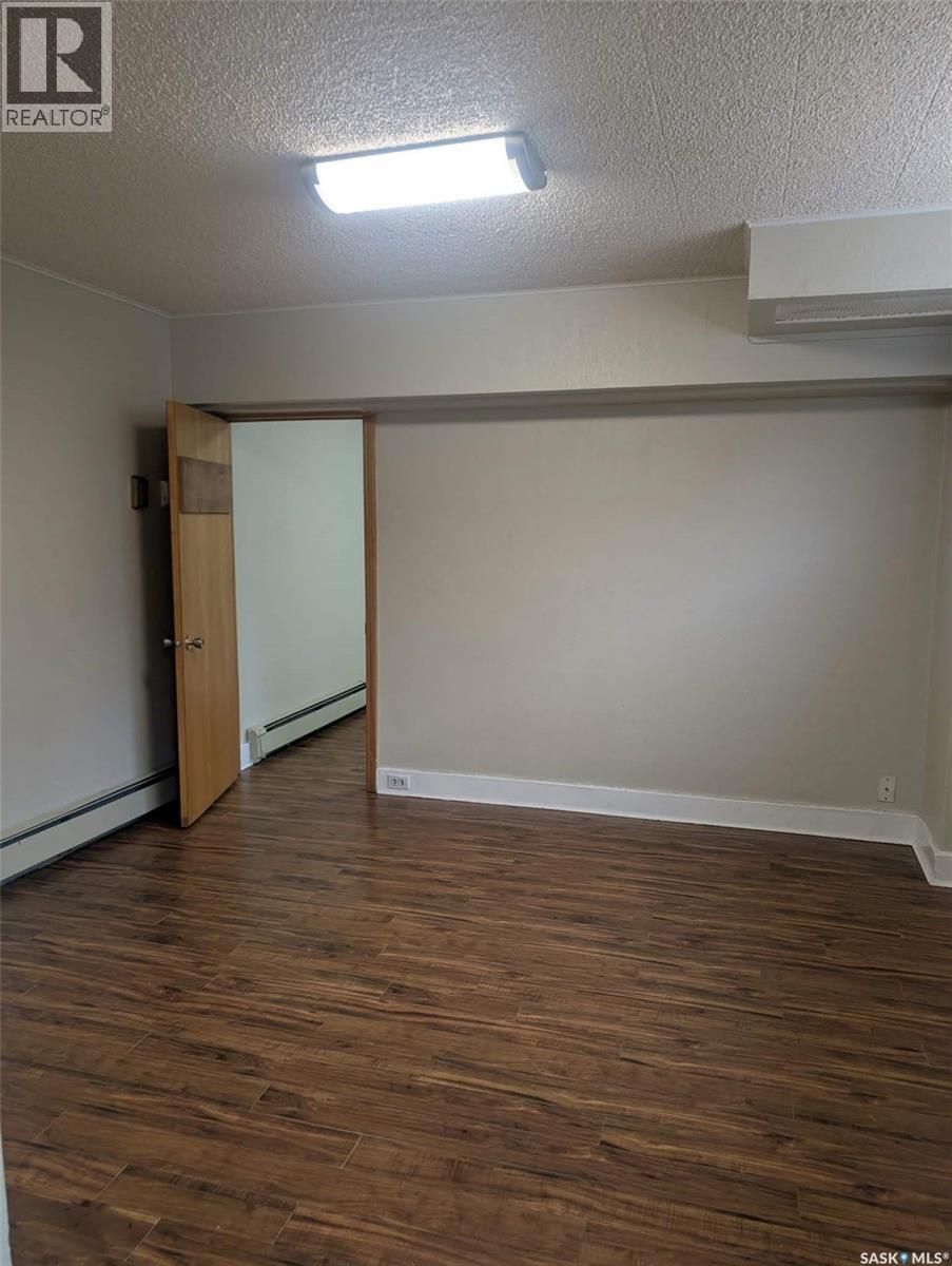 412 Iroquois Street W, Moose Jaw, Saskatchewan  S6H 5B3 - Photo 26 - SK028527