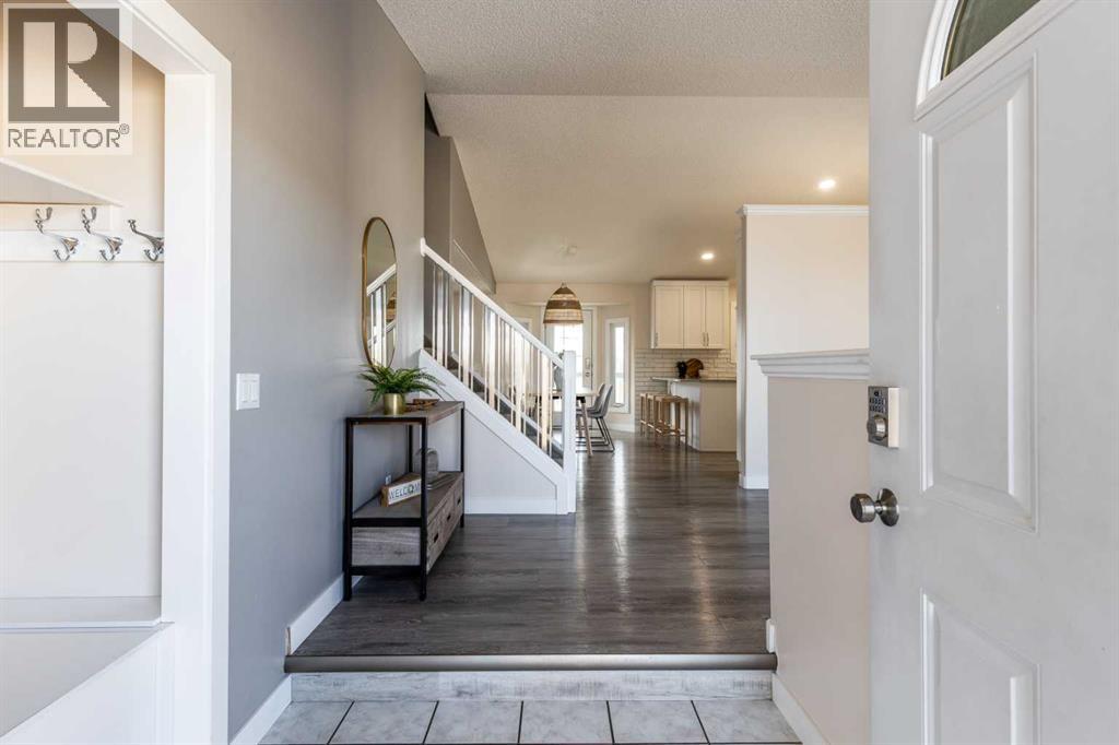 56 Stanfield Way Se, Medicine Hat, Alberta  T1B 4J4 - Photo 4 - A2289450