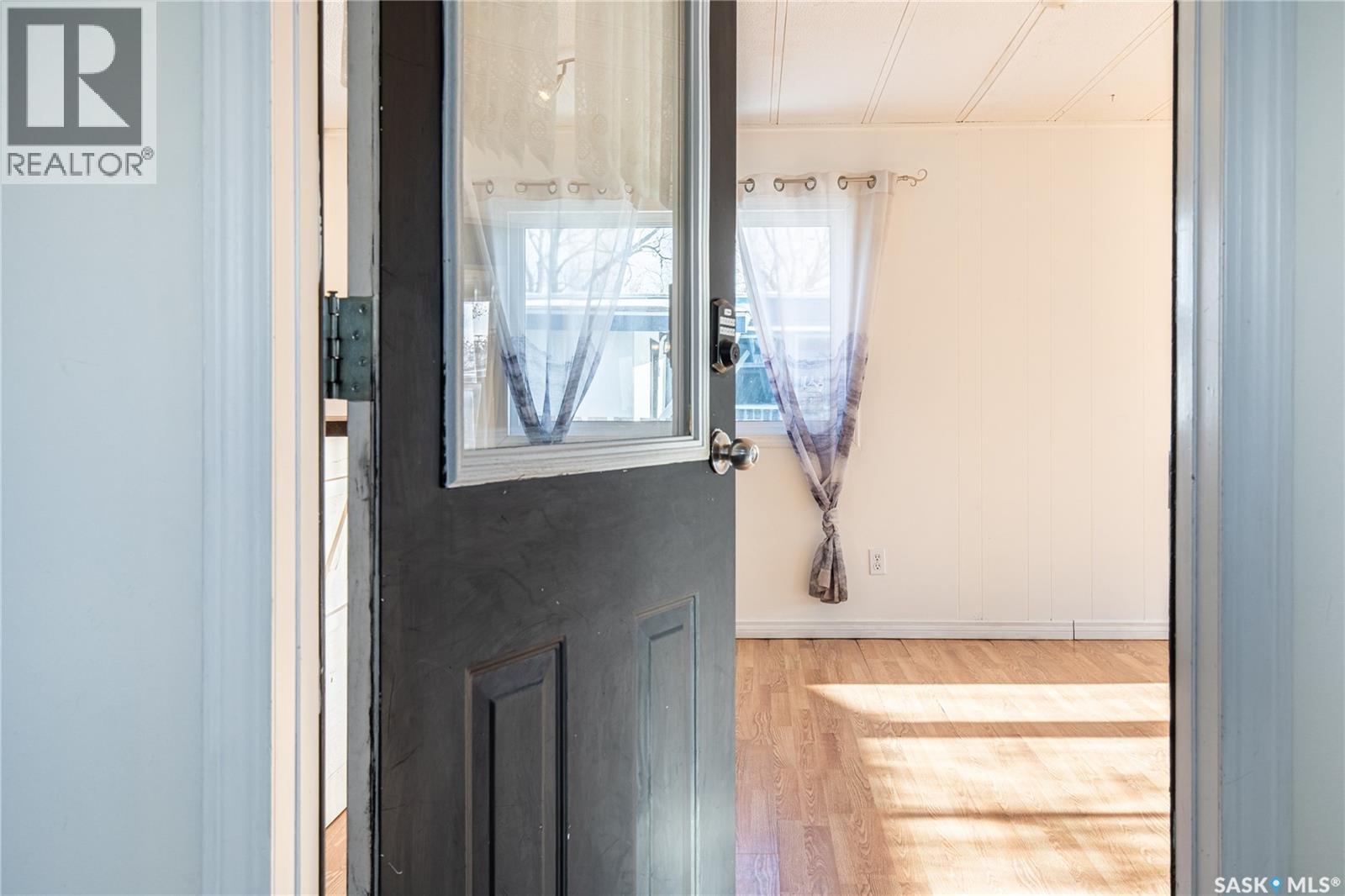 123 Dogwood Street, Caronport, Saskatchewan  S0H 0S0 - Photo 5 - SK030049